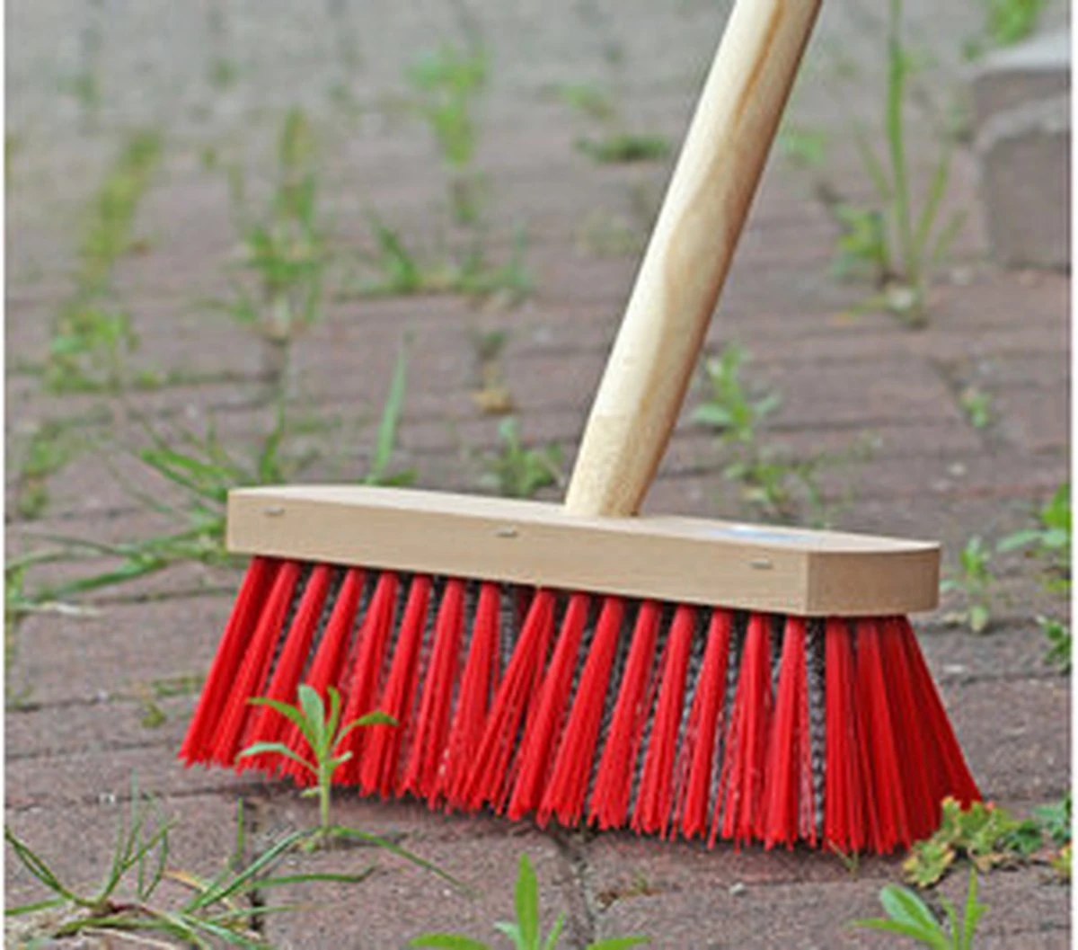 Synx Tools Harde Bezem Rood- Tuinbezem -Nylon - 30 Cm - Straatbezem - Bezems - Besem Veger - Buiten Bezem Met Steel 150 Cm - Schoonmaakartikelen - Schrobborstels 3 Synx Tools Harde Bezem Rood- Tuinbezem -Nylon - 30 Cm - Straatbezem - Bezems - Besem Veger - Buiten Bezem Met Steel 150 Cm - Schoonmaakartikelen - Schrobborstels - Afbeelding 3