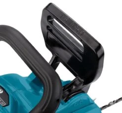 Makita DUC400Z 36V (2x 18V) Li-Ion Accu Kettingzaag Body - 400mm - Koolborstelloos 17 Makita DUC400Z 36V (2x 18V) Li-Ion Accu Kettingzaag Body - 400mm - Koolborstelloos -Tuingereedschaps Winkel 1200x1111 4