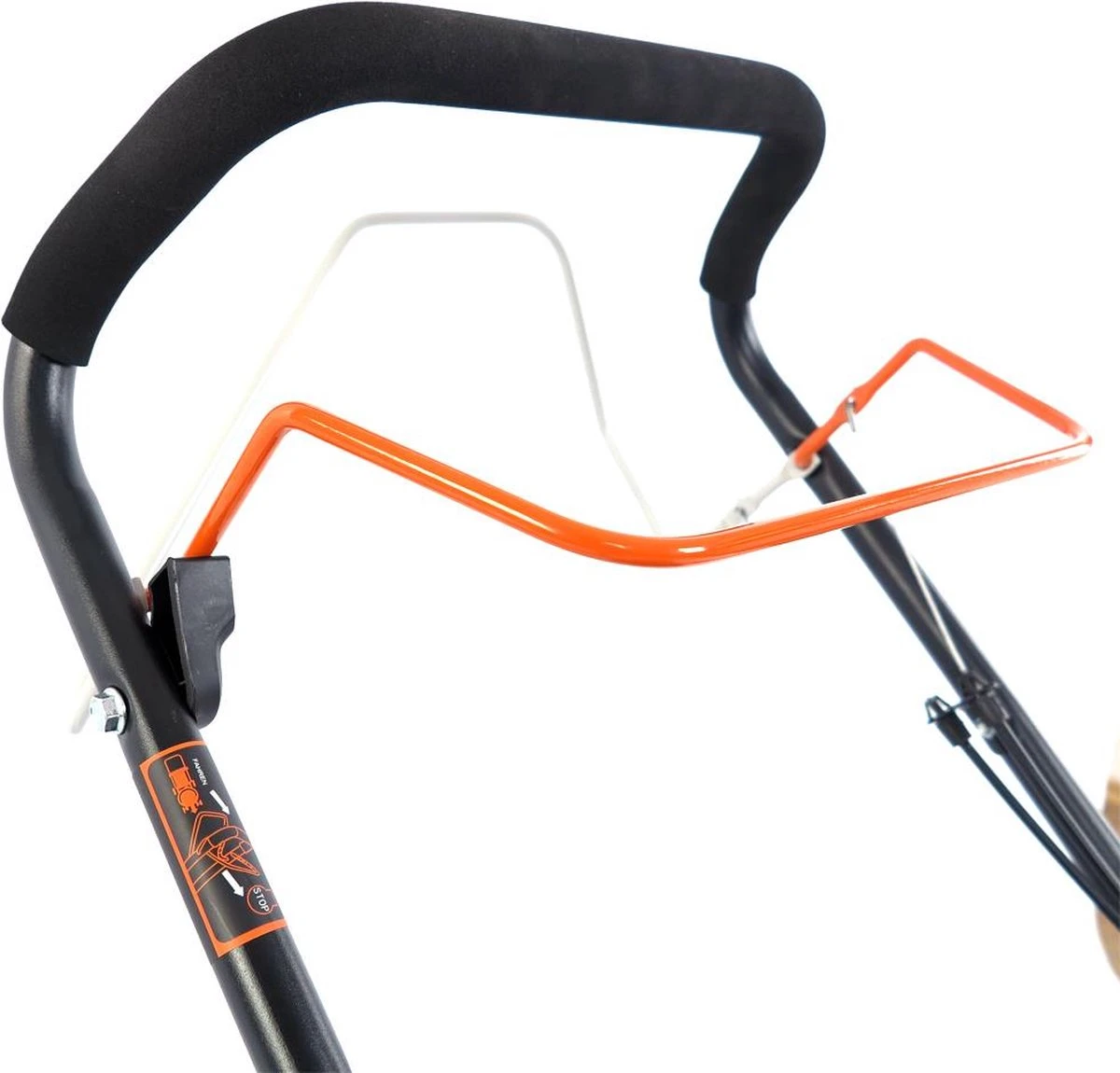 FUXTEC Grasmaaier Benzine - 46cm - Zelfrijdend / Zelftrekkend / Achterwielaandrijving - Mulchfunctie - Opvangbak 50L - FX-RM4646 7 FUXTEC Grasmaaier Benzine - 46cm - Zelfrijdend / Zelftrekkend / Achterwielaandrijving - Mulchfunctie - Opvangbak 50L - FX-RM4646 - Afbeelding 7