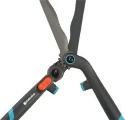 GARDENA - 2 In 1 EnergyCut Heggenschaar - 2.5x Meer Kracht - Totale Lengte 60 Cm 23 GARDENA - 2 In 1 EnergyCut Heggenschaar - 2.5x Meer Kracht - Totale Lengte 60 Cm -Tuingereedschaps Winkel 1200x1152 2