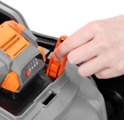 FUXTEC Grasmaaier Accu 40V (2x 20V) - Set Met Batterij (2x 2Ah) En Lader (2.4A Dubbellader) 18 FUXTEC Grasmaaier Accu 40V (2x 20V) - Set Met Batterij (2x 2Ah) En Lader (2.4A Dubbellader) -Tuingereedschaps Winkel 1200x1163