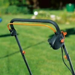 GARDENA EVC 1000 Verticuteermachine - Werkbreedte 30 Cm - Werkgebied 600m2 17 GARDENA EVC 1000 Verticuteermachine - Werkbreedte 30 Cm - Werkgebied 600m2 -Tuingereedschaps Winkel 1200x1200 337