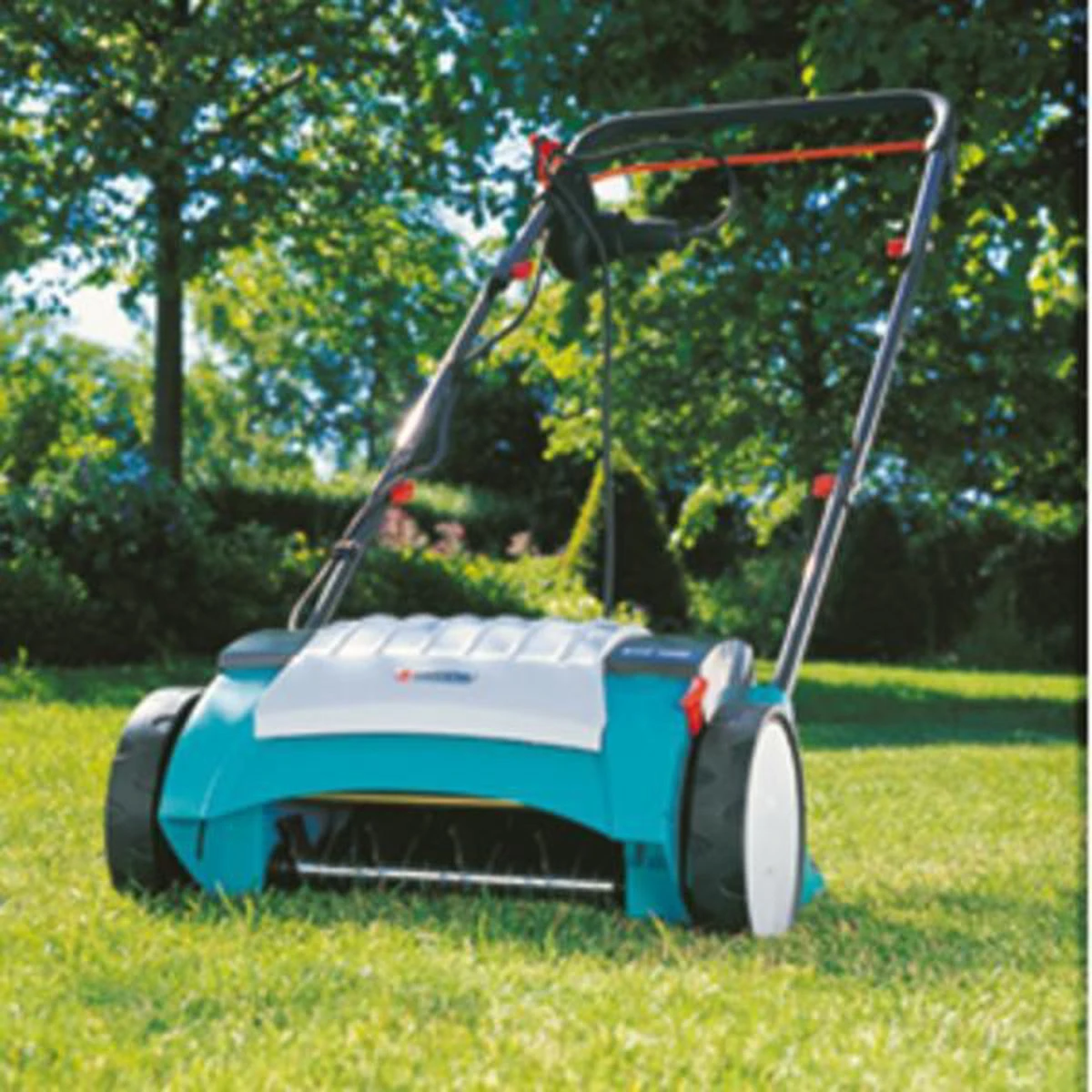 GARDENA EVC 1000 Verticuteermachine - Werkbreedte 30 Cm - Werkgebied 600m2 14 GARDENA EVC 1000 Verticuteermachine - Werkbreedte 30 Cm - Werkgebied 600m2 - Afbeelding 14