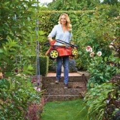 WOLF-Garten A 340 E Elektrische Grasmaaier - 1400 W - 34 Cm Maaibreedte - 30 Liter Opvangbak - Centrale Hoogte-instelling 24 WOLF-Garten A 340 E Elektrische Grasmaaier - 1400 W - 34 Cm Maaibreedte - 30 Liter Opvangbak - Centrale Hoogte-instelling -Tuingereedschaps Winkel 1200x1200 351