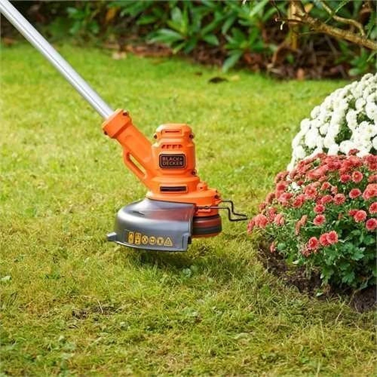 Black & Decker BLACK+DECKER BESTA525-QS Grastrimmer - 450W - 25cm - Gesnoerd 6 Black & Decker BLACK+DECKER BESTA525-QS Grastrimmer - 450W - 25cm - Gesnoerd - Afbeelding 6