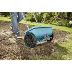 GARDENA - Strooiwagen L - Strooikar - 400m2 - 12.5 Liter 16 GARDENA - Strooiwagen L - Strooikar - 400m2 - 12.5 Liter -Tuingereedschaps Winkel 1200x1200 405