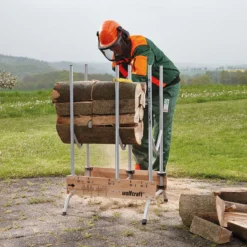 Wolfcraft - Professionele Zaagbok - Voor Kettingzaag - Hout - Opbouwbare, Stabiele Zaagbok Voor Brandhout - 5121000 - 10 JAAR GARANTIE 19 Wolfcraft - Professionele Zaagbok - Voor Kettingzaag - Hout - Opbouwbare, Stabiele Zaagbok Voor Brandhout - 5121000 - 10 JAAR GARANTIE -Tuingereedschaps Winkel 1200x1200 724