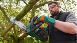 Bosch UniversalChain 18 Kettingzaag - Met 18 V Accu En Lader 11 Bosch UniversalChain 18 Kettingzaag - Met 18 V Accu En Lader -Tuingereedschaps Winkel 1200x675 26