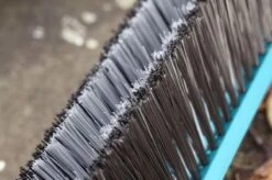 GARDENA Combi System Straatbezem - Aanbevolen Steellengte 130-150 Cm 24 GARDENA Combi System Straatbezem - Aanbevolen Steellengte 130-150 Cm -Tuingereedschaps Winkel 1200x798 16