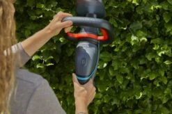 GARDENA - ComfortCut 50/18V-P4A Ready-To-Use Set - Heggenschaar 16 GARDENA - ComfortCut 50/18V-P4A Ready-To-Use Set - Heggenschaar -Tuingereedschaps Winkel 1200x799 111