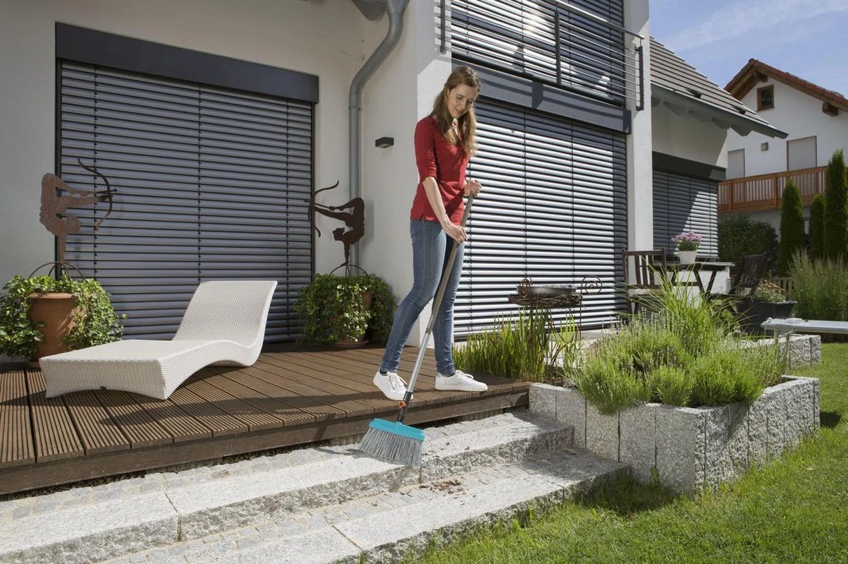 GARDENA Combisystem Terrasbezem - Breedte 32cm - Geadviseerde Steellengte 130cm 11 GARDENA Combisystem Terrasbezem - Breedte 32cm - Geadviseerde Steellengte 130cm - Afbeelding 11