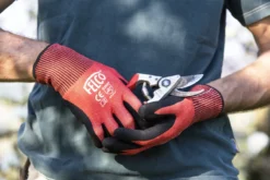 Felco 2 + GRATIS Felco Handschoenen In Cadeauverpakking 11 Felco 2 + GRATIS Felco Handschoenen In Cadeauverpakking -Tuingereedschaps Winkel 1200x800 124