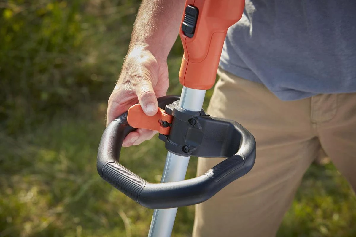 Black & Decker BLACK+DECKER BCSTA536L1-QW Grastrimmer - 36V - 33cm - Inclusief Accu En Lader 9 Black & Decker BLACK+DECKER BCSTA536L1-QW Grastrimmer - 36V - 33cm - Inclusief Accu En Lader - Afbeelding 9