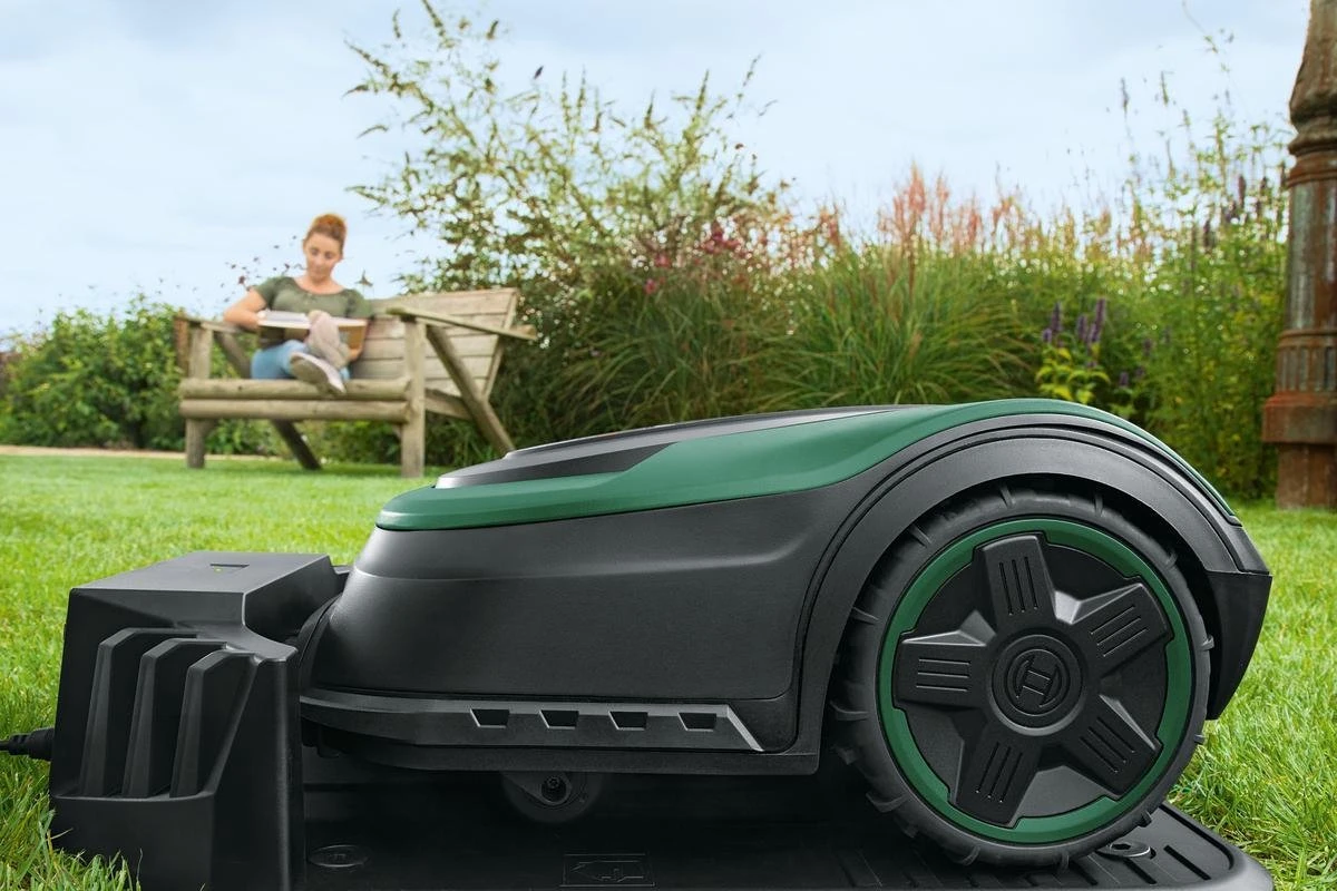 Bosch Indego S+ 500 Robotmaaier - Voor Gazons Tot 500 M2 - Incl. Laadstation En Accessoires - Connected 11 Bosch Indego S+ 500 Robotmaaier - Voor Gazons Tot 500 M2 - Incl. Laadstation En Accessoires - Connected - Afbeelding 11