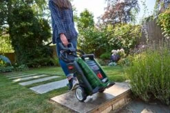 Bosch Universal Aquatak 135 Hogedrukreiniger - Op Snoer - 1900 W - 135 Bar 27 Bosch Universal Aquatak 135 Hogedrukreiniger - Op Snoer - 1900 W - 135 Bar -Tuingereedschaps Winkel 1200x800 70