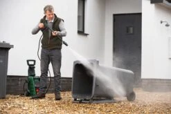 Bosch Universal Aquatak 135 Hogedrukreiniger - Op Snoer - 1900 W - 135 Bar 30 Bosch Universal Aquatak 135 Hogedrukreiniger - Op Snoer - 1900 W - 135 Bar -Tuingereedschaps Winkel 1200x800 73