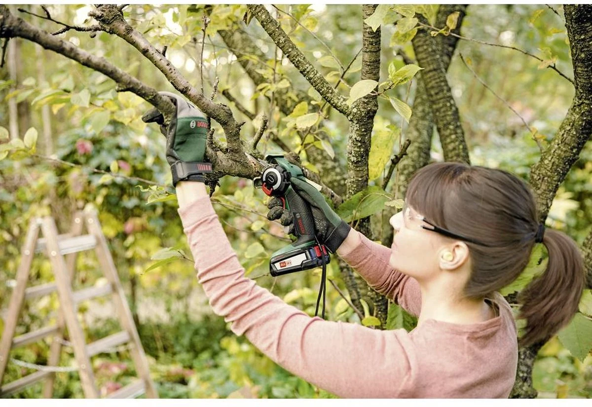 Bosch Advancedcut 18 Minikettingzaag - Zonder 18 V Accu En Lader 4 Bosch Advancedcut 18 Minikettingzaag - Zonder 18 V Accu En Lader - Afbeelding 4