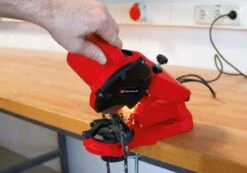 Einhell Kettingslijper GC-CS 85 E (85 W - 5500 /min - Slijphoekverstelling W. Schaal - Kettingspanner - Dieptebegrenzer Incl. Slijpschijf) 25 Einhell Kettingslijper GC-CS 85 E (85 W - 5500 /min - Slijphoekverstelling W. Schaal - Kettingspanner - Dieptebegrenzer Incl. Slijpschijf) -Tuingereedschaps Winkel 1200x839 1