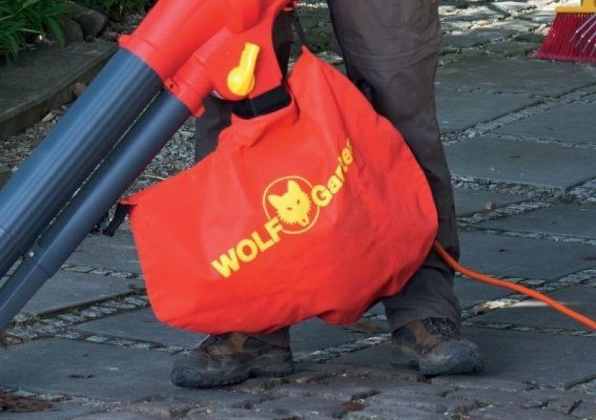 WOLF-Garten Elektrische Bladblazer LBV 2600 E - Motor 2600 Watt - Opvangzak 50 Liter - Reductie Ratio 10:1 4 WOLF-Garten Elektrische Bladblazer LBV 2600 E - Motor 2600 Watt - Opvangzak 50 Liter - Reductie Ratio 10:1 - Afbeelding 4