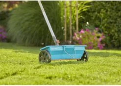 GARDENA Combisysteem Strooiwagen - 40 Cm Strooibreedte - Inhoud 3 Liter - Geschikt Voor 100m² 15 GARDENA Combisysteem Strooiwagen - 40 Cm Strooibreedte - Inhoud 3 Liter - Geschikt Voor 100m² -Tuingereedschaps Winkel 1200x859 3