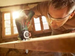 Bosch EasyCut 12 Accu Microkettingzaag - Met 1 X 12 V Accu En Lader 15 Bosch EasyCut 12 Accu Microkettingzaag - Met 1 X 12 V Accu En Lader -Tuingereedschaps Winkel 1200x900 65