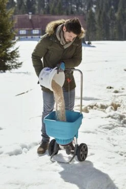 GARDENA Strooiwagen XL Strooikar - 800m2 - 18 Liter 13 GARDENA Strooiwagen XL Strooikar - 800m2 - 18 Liter -Tuingereedschaps Winkel 799x1200 57