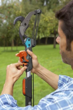 GARDENA Combisysteem Aambeeld Boomschaar Takkenschaar - 35mm 11 GARDENA Combisysteem Aambeeld Boomschaar Takkenschaar - 35mm -Tuingereedschaps Winkel 800x1200 25