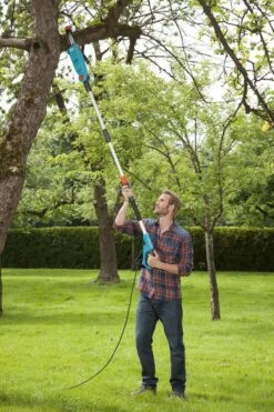 GARDENA - TCS 720/20 Kettingzaag - Max Bereik 4.40m 12 GARDENA - TCS 720/20 Kettingzaag - Max Bereik 4.40m -Tuingereedschaps Winkel 800x1200 64