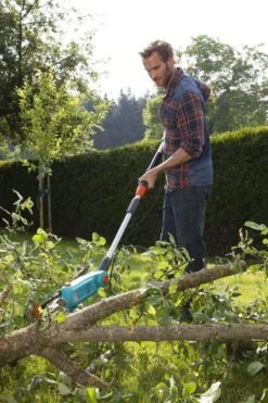 GARDENA - TCS 720/20 Kettingzaag - Max Bereik 4.40m 14 GARDENA - TCS 720/20 Kettingzaag - Max Bereik 4.40m -Tuingereedschaps Winkel 800x1200 66