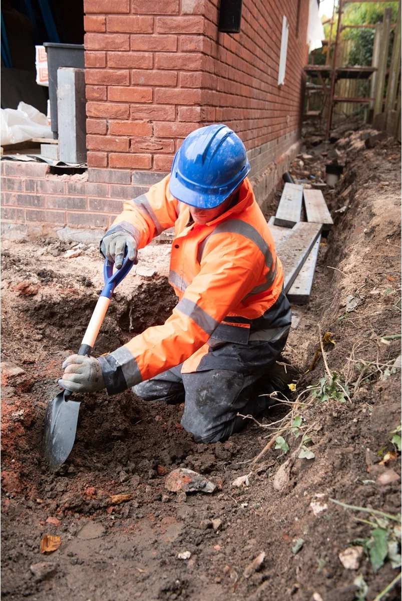 Silverline Mini Spade Met Ronde Kop En Houten Schacht - 70 Cm 2 Silverline Mini Spade Met Ronde Kop En Houten Schacht - 70 Cm - Afbeelding 2