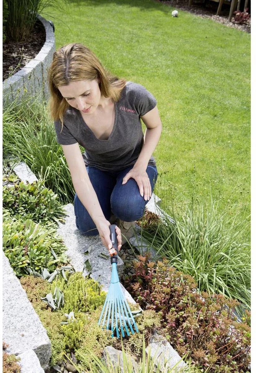 GARDENA Combisystem Bladharkje - Werkbreedte 12 Cm - 25 Jaar Garantie 8 GARDENA Combisystem Bladharkje - Werkbreedte 12 Cm - 25 Jaar Garantie - Afbeelding 8